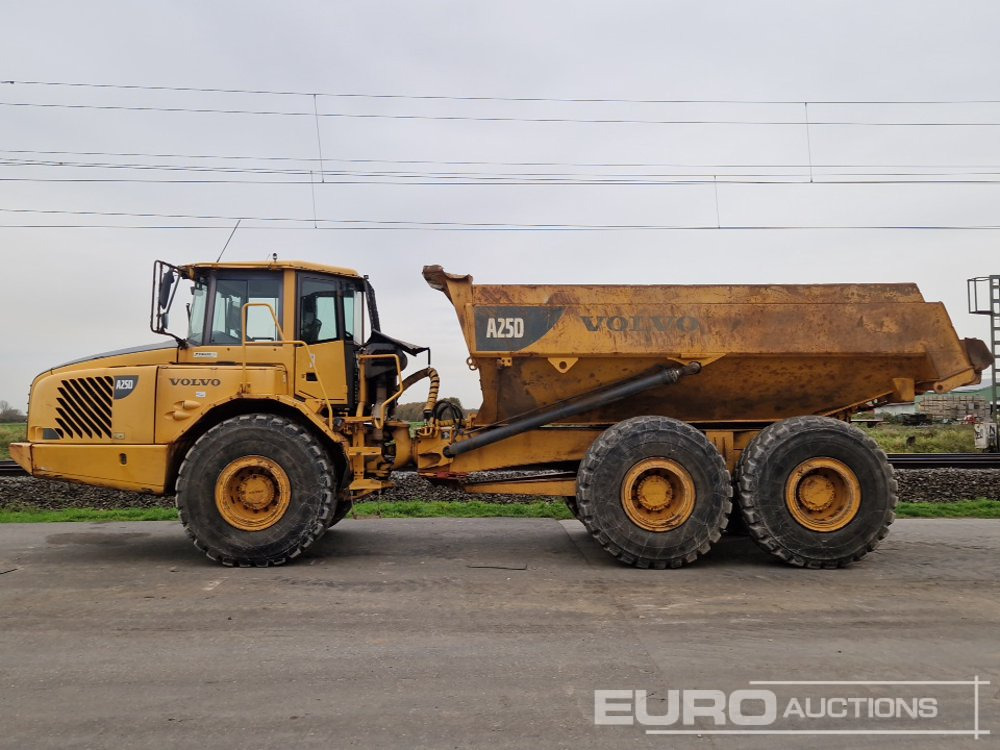 Volvo A25D - Šarnyrinis savivartis: foto 2 Volvo A25D - Šarnyrinis savivartis: foto 2