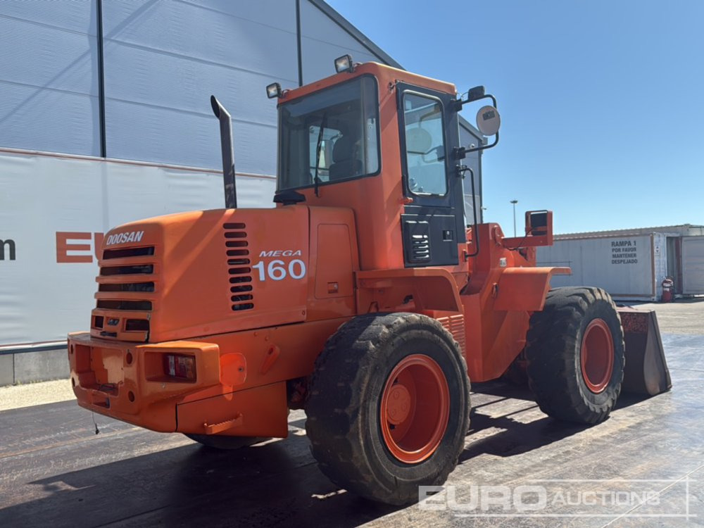 Doosan MEGA 160V - Ratinis krautuvas: foto 5 Doosan MEGA 160V - Ratinis krautuvas: foto 5