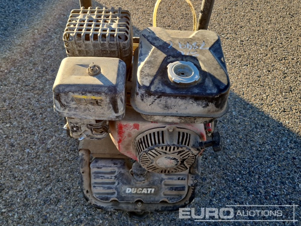 Ducati Gasoline Lawn Mower - Statybinė įranga: foto 5 Ducati Gasoline Lawn Mower - Statybinė įranga: foto 5