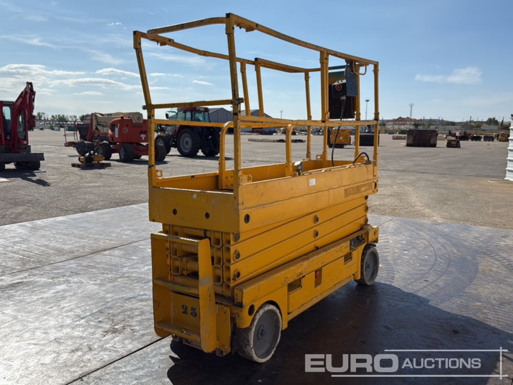 Haulotte Compact 10N - Kėlimo platforma: foto 5 Haulotte Compact 10N - Kėlimo platforma: foto 5