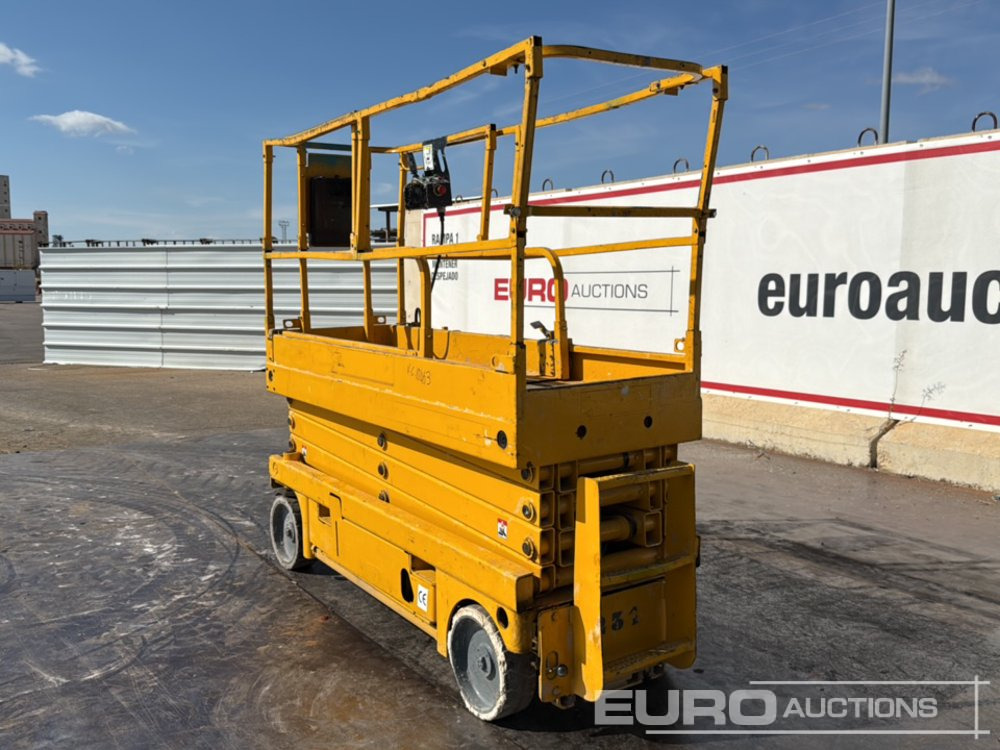 Haulotte Compact 10N - Kėlimo platforma: foto 3 Haulotte Compact 10N - Kėlimo platforma: foto 3