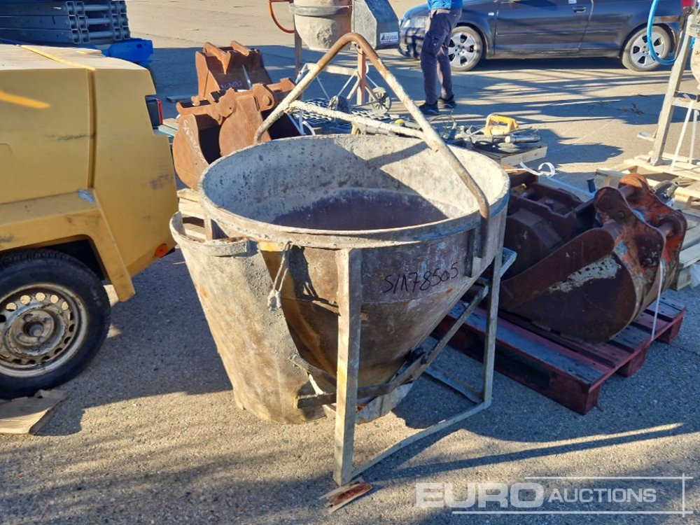 Metal Hopper - Statybinė įranga: foto 2 Metal Hopper - Statybinė įranga: foto 2