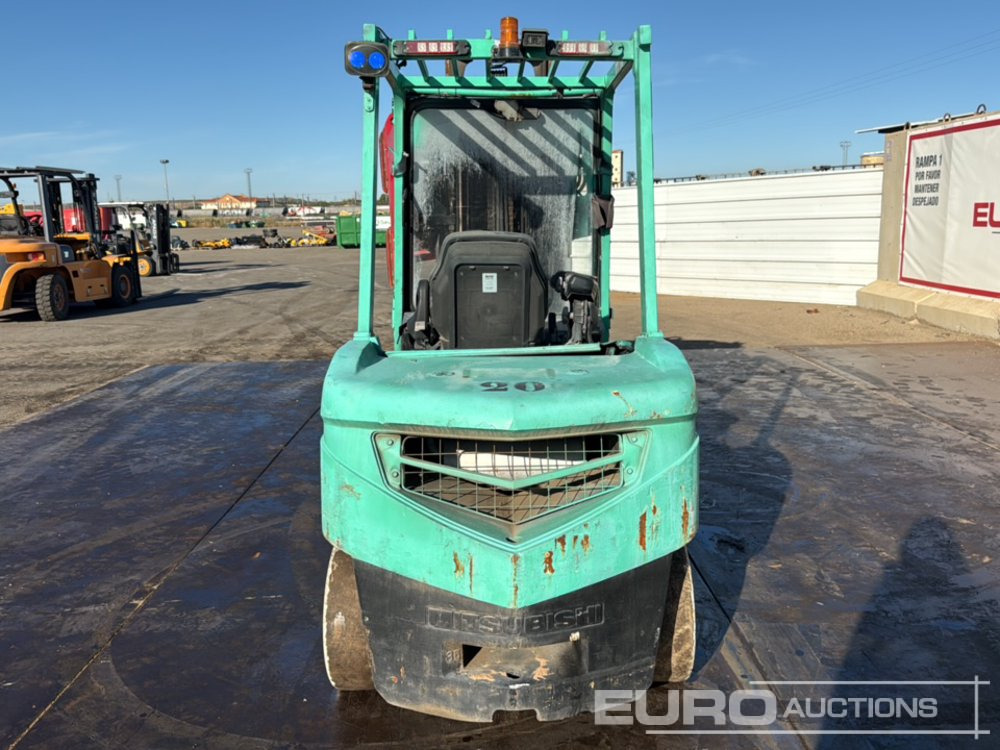 Mitsibishi FD35NTD - Šakinis krautuvas: foto 4 Mitsibishi FD35NTD - Šakinis krautuvas: foto 4