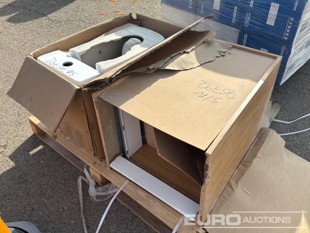 Statybinė įranga Pallet of Home Furnitures (2 of): foto 8