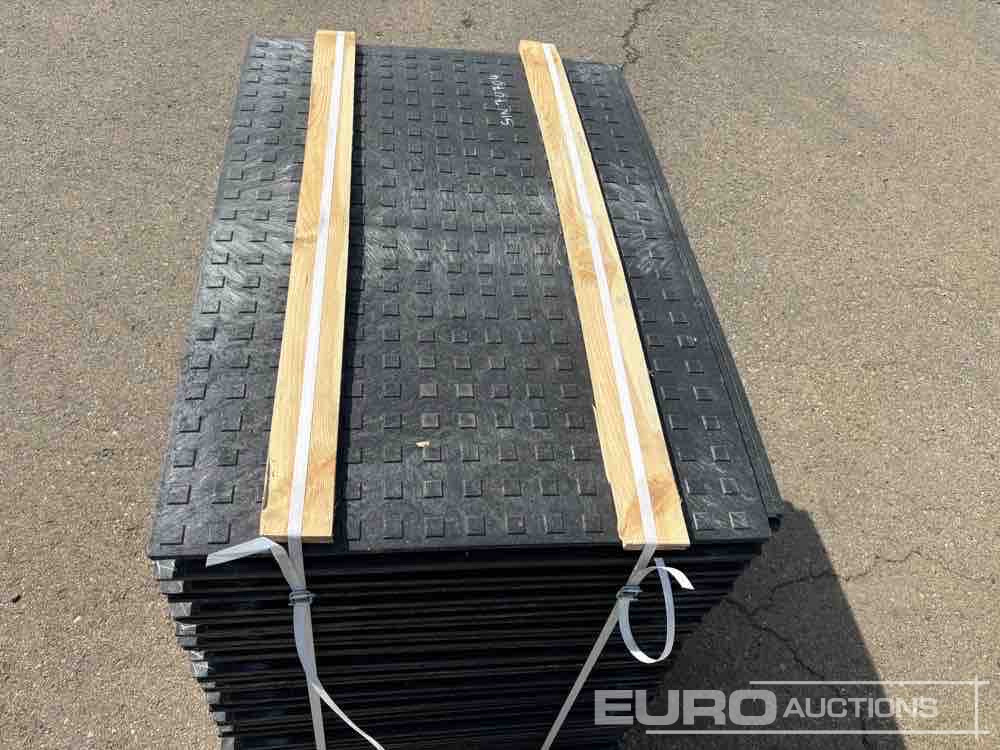 Statybinė įranga Pallet of Plastic Connectable Road Plates, 1200x800x28mm, 22kg per Plate (35 of): foto 6