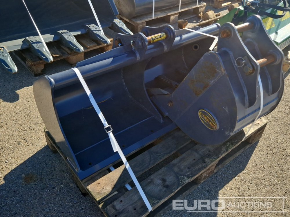 Set of PMC35 18' Digging Bucket (S/N 5017871008BD), PMC35 48' Cleaning Bucket (S/N 5033630023) - Kaušas: foto 1 Set of PMC35 18' Digging Bucket (S/N 5017871008BD), PMC35 48' Cleaning Bucket (S/N 5033630023) - Kaušas: foto 1