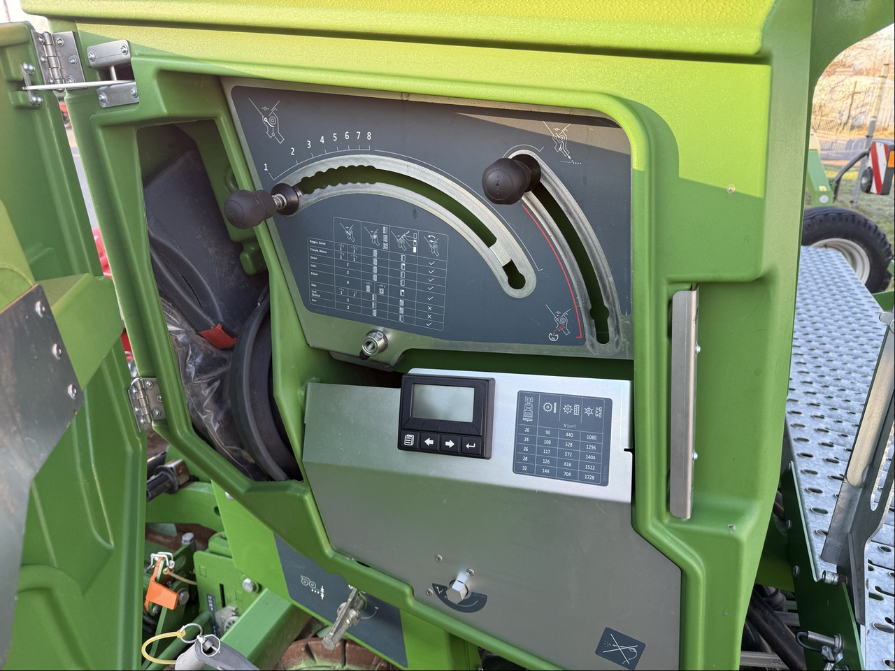 Amazone Anbaukreiselegge KE 3001 Super - Žemės dirbimo technika: foto 4 Amazone Anbaukreiselegge KE 3001 Super - Žemės dirbimo technika: foto 4