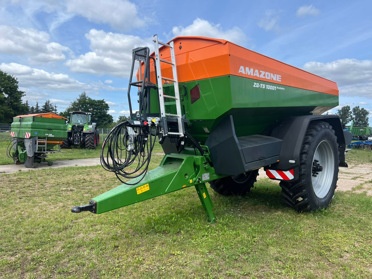 Amazone Anhängestreuer ZG-TS 10001 - Purkštuvas: foto 1 Amazone Anhängestreuer ZG-TS 10001 - Purkštuvas: foto 1
