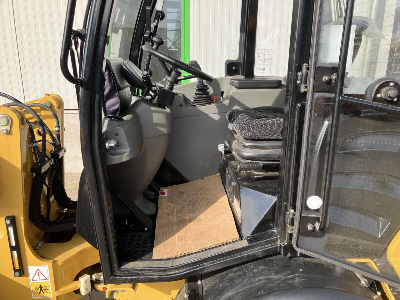 Caterpillar Zeppelin ZL35 - Ratinis krautuvas: foto 4 Caterpillar Zeppelin ZL35 - Ratinis krautuvas: foto 4