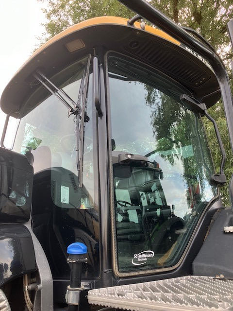 Challenger MT 875 E - Traktorius: foto 3 Challenger MT 875 E - Traktorius: foto 3