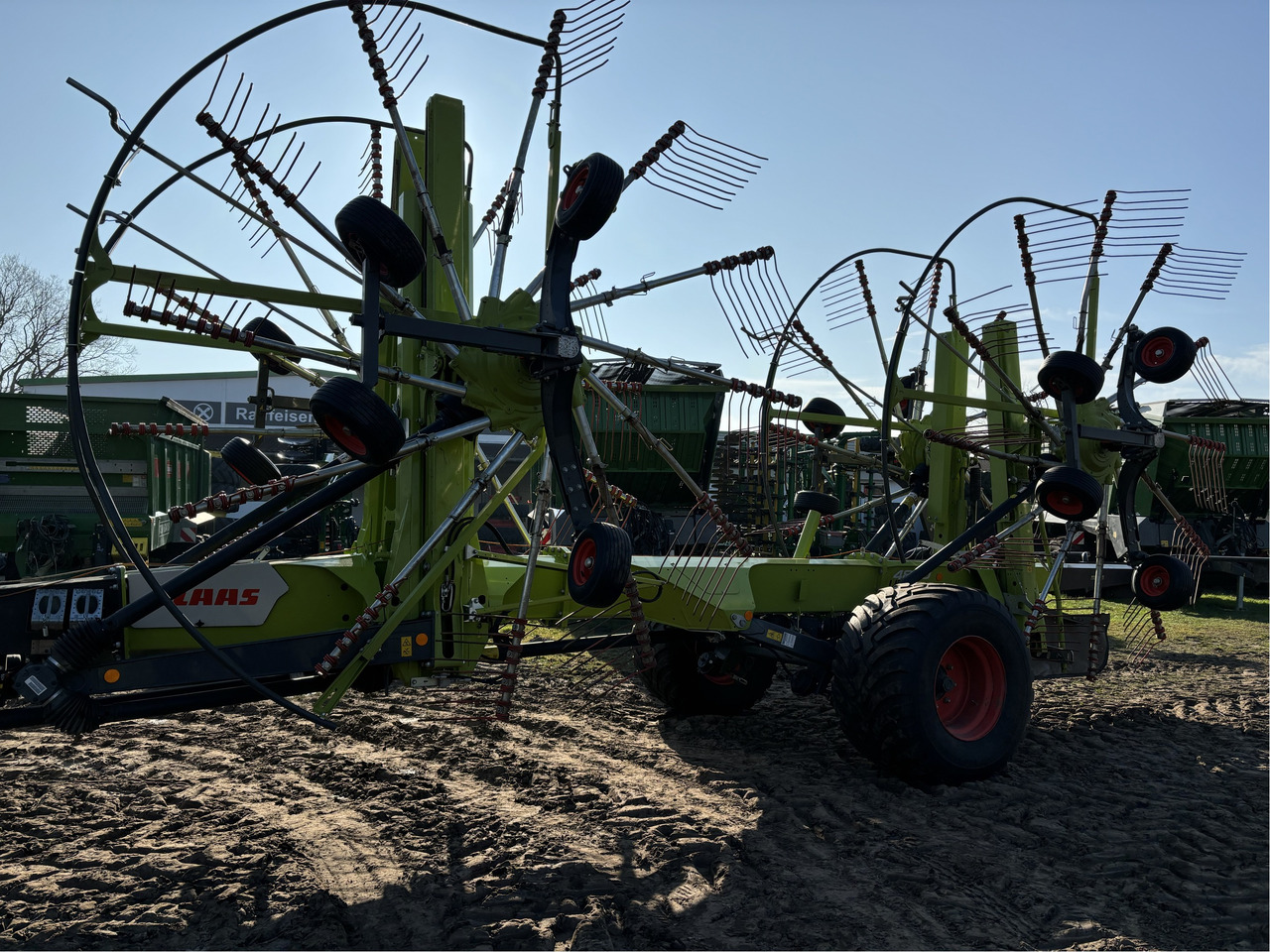 Claas Liner 4800 Trend - Šieno grėblys/ Vartytuvas: foto 5 Claas Liner 4800 Trend - Šieno grėblys/ Vartytuvas: foto 5