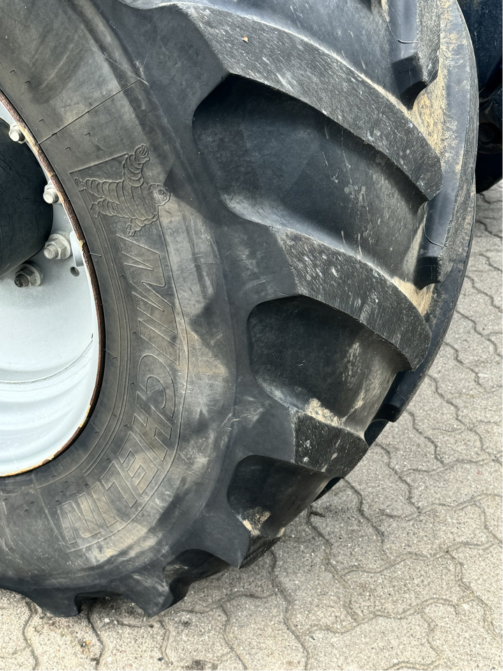 Deutz-Fahr Agrotron 7250 TTV - Traktorius: foto 4 Deutz-Fahr Agrotron 7250 TTV - Traktorius: foto 4