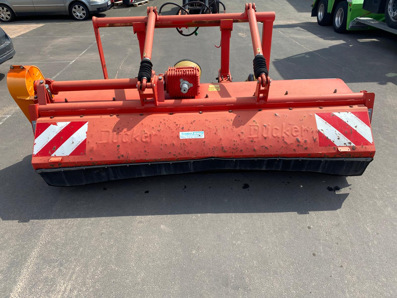 Dücker Unimäher UM 27 HV - Žolės smulkintuvas: foto 1 Dücker Unimäher UM 27 HV - Žolės smulkintuvas: foto 1