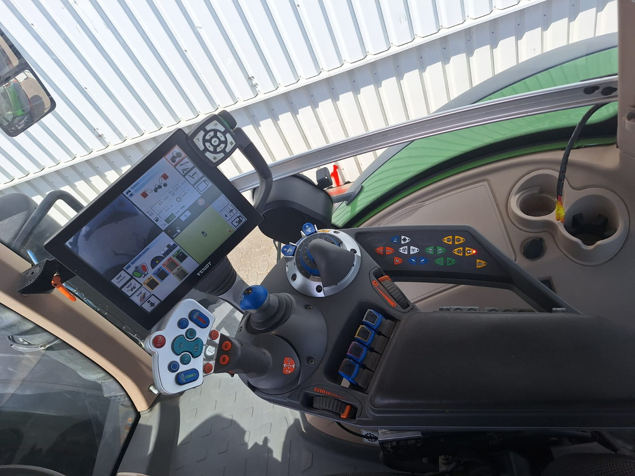 Fendt 1042 Vario S4 ProfiPlus - Traktorius: foto 5 Fendt 1042 Vario S4 ProfiPlus - Traktorius: foto 5