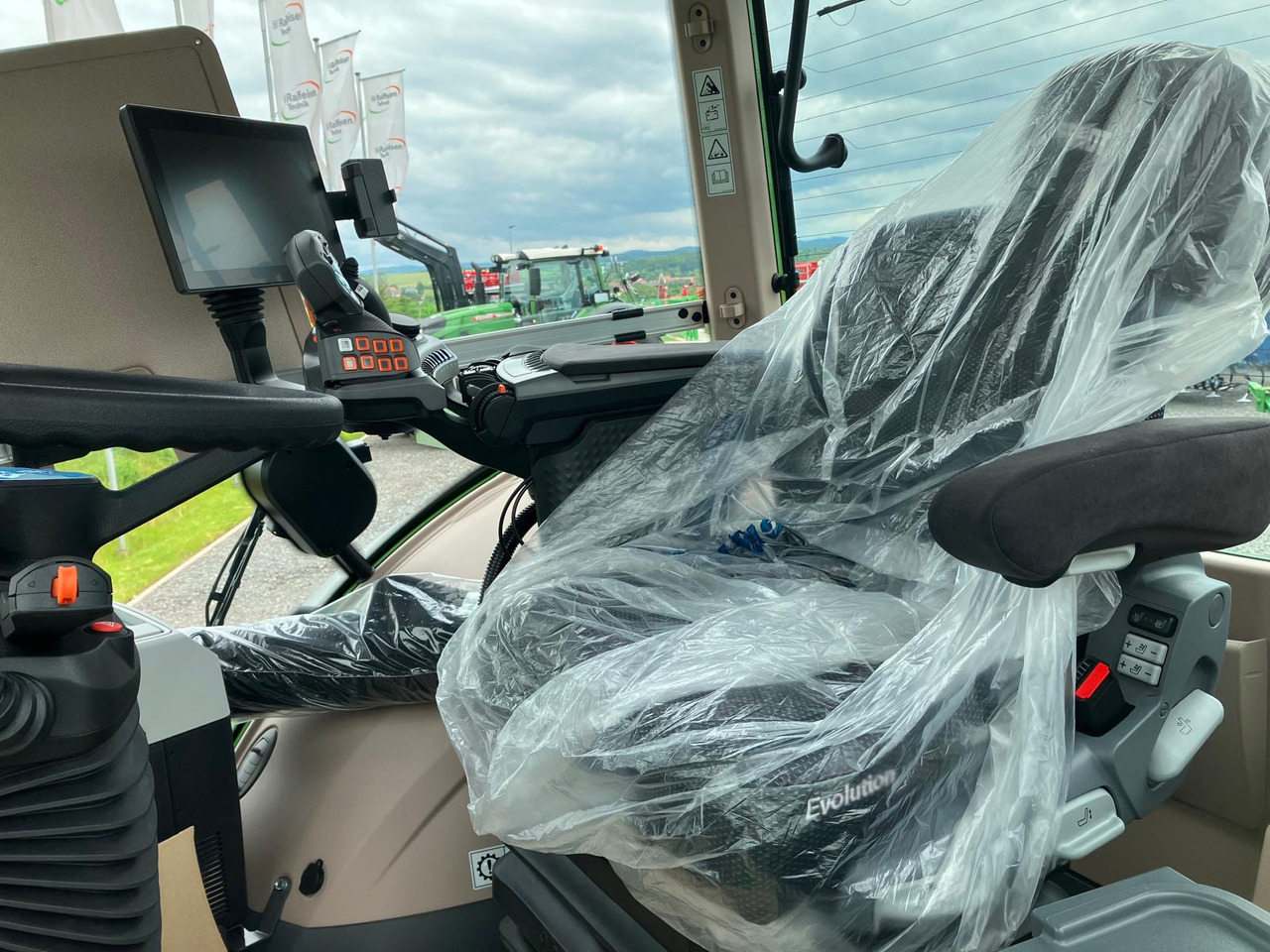 Fendt 1050 Vario Gen3 Profi Setting - Traktorius: foto 3 Fendt 1050 Vario Gen3 Profi Setting - Traktorius: foto 3