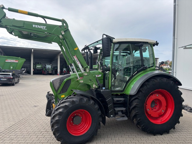 Fendt 313 Vario S4 Power - Traktorius: foto 1 Fendt 313 Vario S4 Power - Traktorius: foto 1