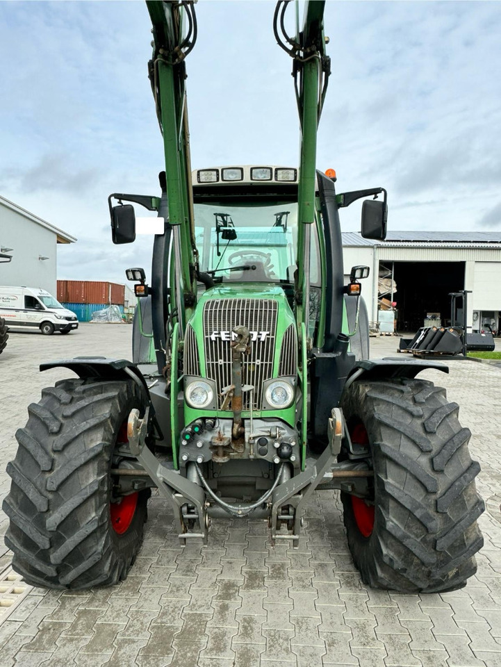 Fendt 409 Vario - Traktorius: foto 2 Fendt 409 Vario - Traktorius: foto 2