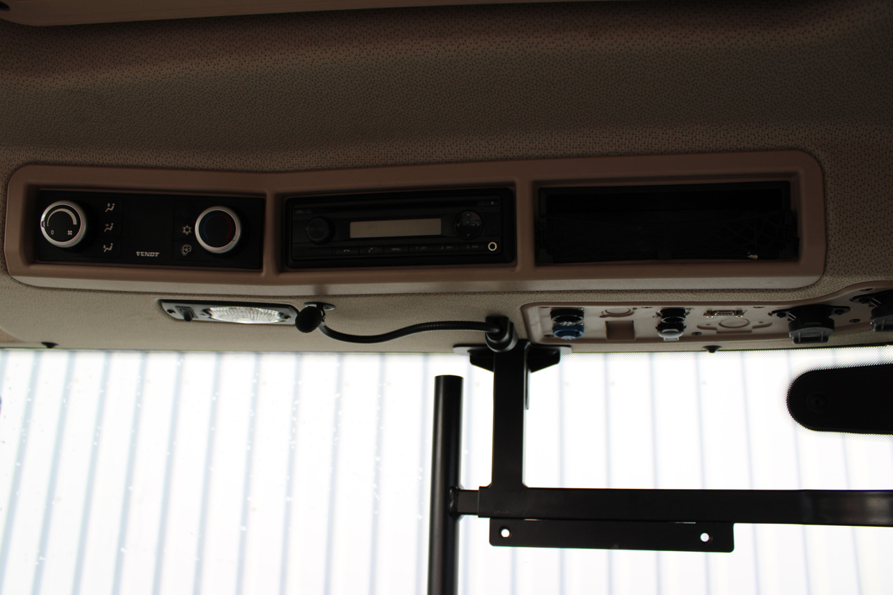 Fendt 516 Vario S4 PowerPlus - Traktorius: foto 3 Fendt 516 Vario S4 PowerPlus - Traktorius: foto 3