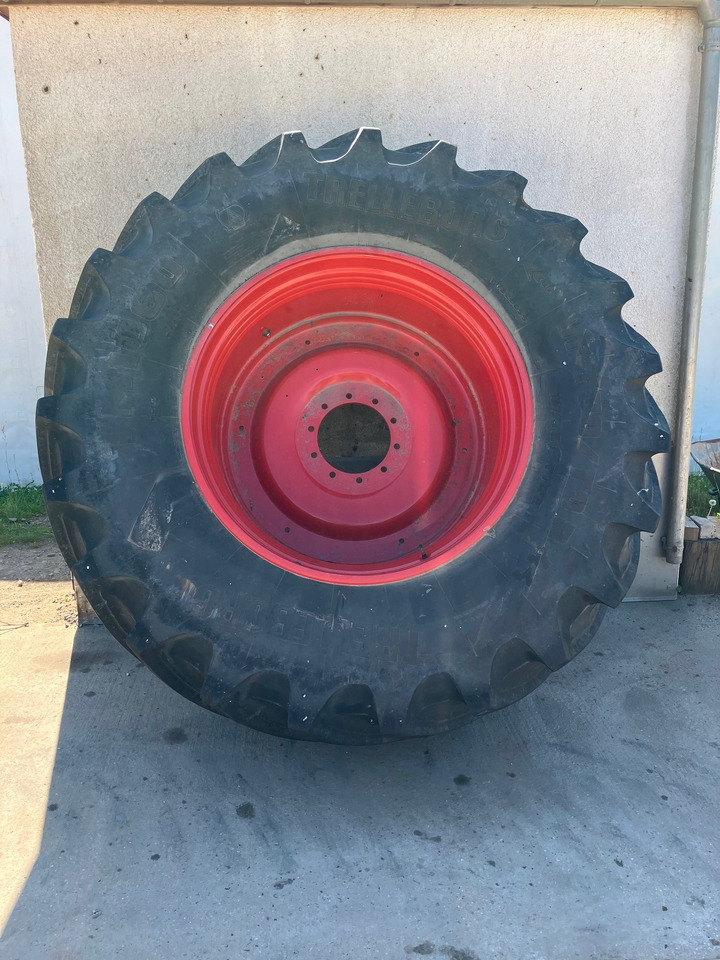 Fendt 650/60R38 750/70R44 - Padangos ir ratlankiai: foto 4 Fendt 650/60R38 750/70R44 - Padangos ir ratlankiai: foto 4