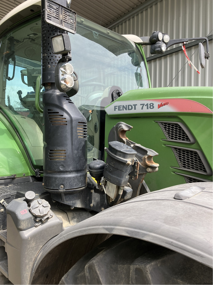 Fendt 718 Vario Profi Plus - Traktorius: foto 5 Fendt 718 Vario Profi Plus - Traktorius: foto 5
