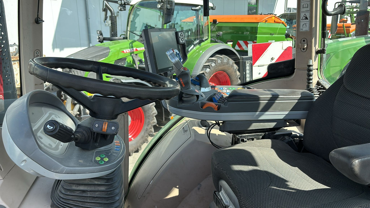 Fendt 722 Vario S4 ProfiPlus - Traktorius: foto 2 Fendt 722 Vario S4 ProfiPlus - Traktorius: foto 2