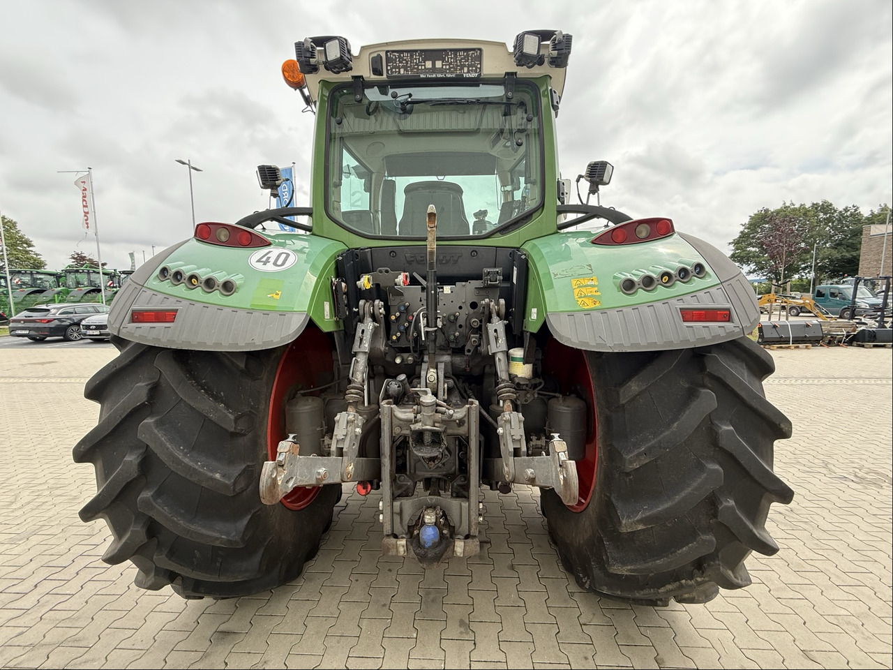 Fendt 724 Vario S4 Profi - Traktorius: foto 4 Fendt 724 Vario S4 Profi - Traktorius: foto 4
