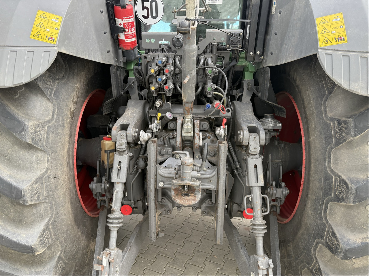 Fendt 828 Vario S4 ProfiPlus Motor NEU - Traktorius: foto 4 Fendt 828 Vario S4 ProfiPlus Motor NEU - Traktorius: foto 4