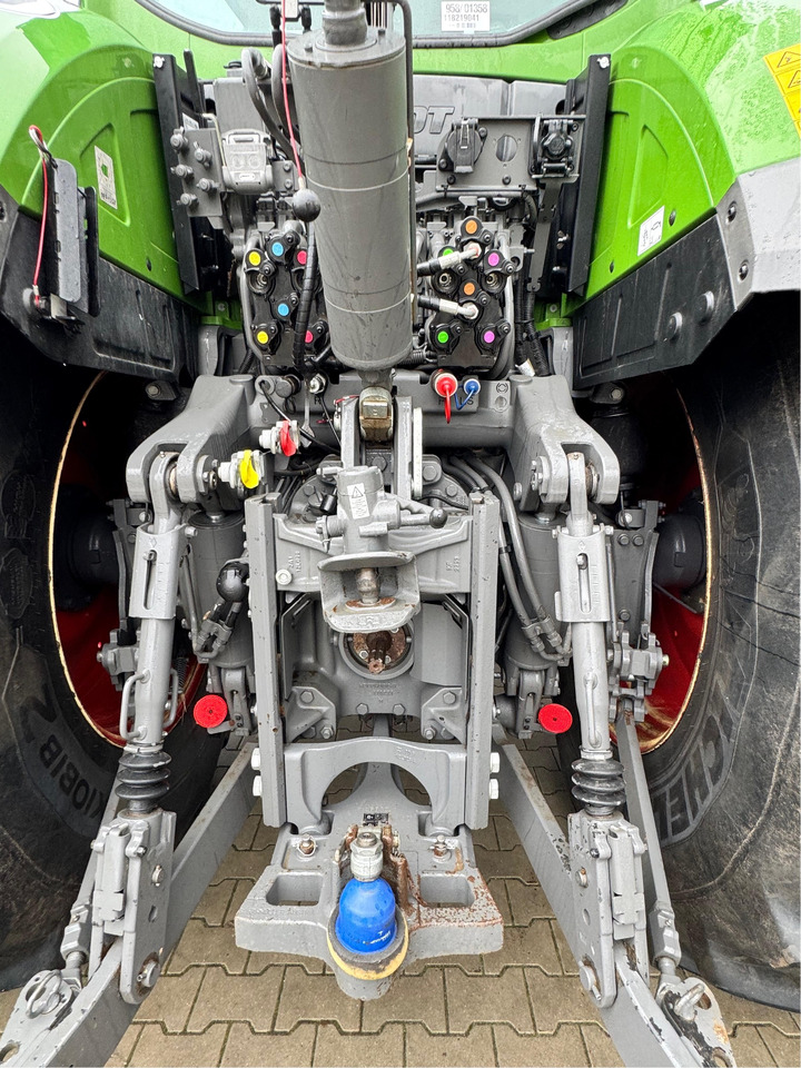 Fendt 933 Vario Gen6 Profi Plus - Traktorius: foto 4 Fendt 933 Vario Gen6 Profi Plus - Traktorius: foto 4