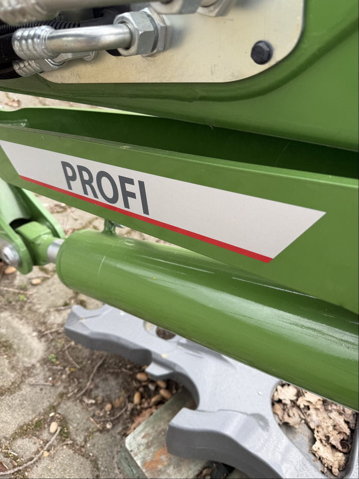 Fendt Cargo 6.100 Profi - Traktorius - frontalinis krautuvas: foto 4 Fendt Cargo 6.100 Profi - Traktorius - frontalinis krautuvas: foto 4