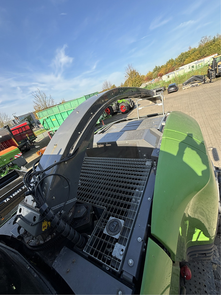 Fendt Feldhäcksler Katana 65 S4 - Kombainas: foto 5 Fendt Feldhäcksler Katana 65 S4 - Kombainas: foto 5