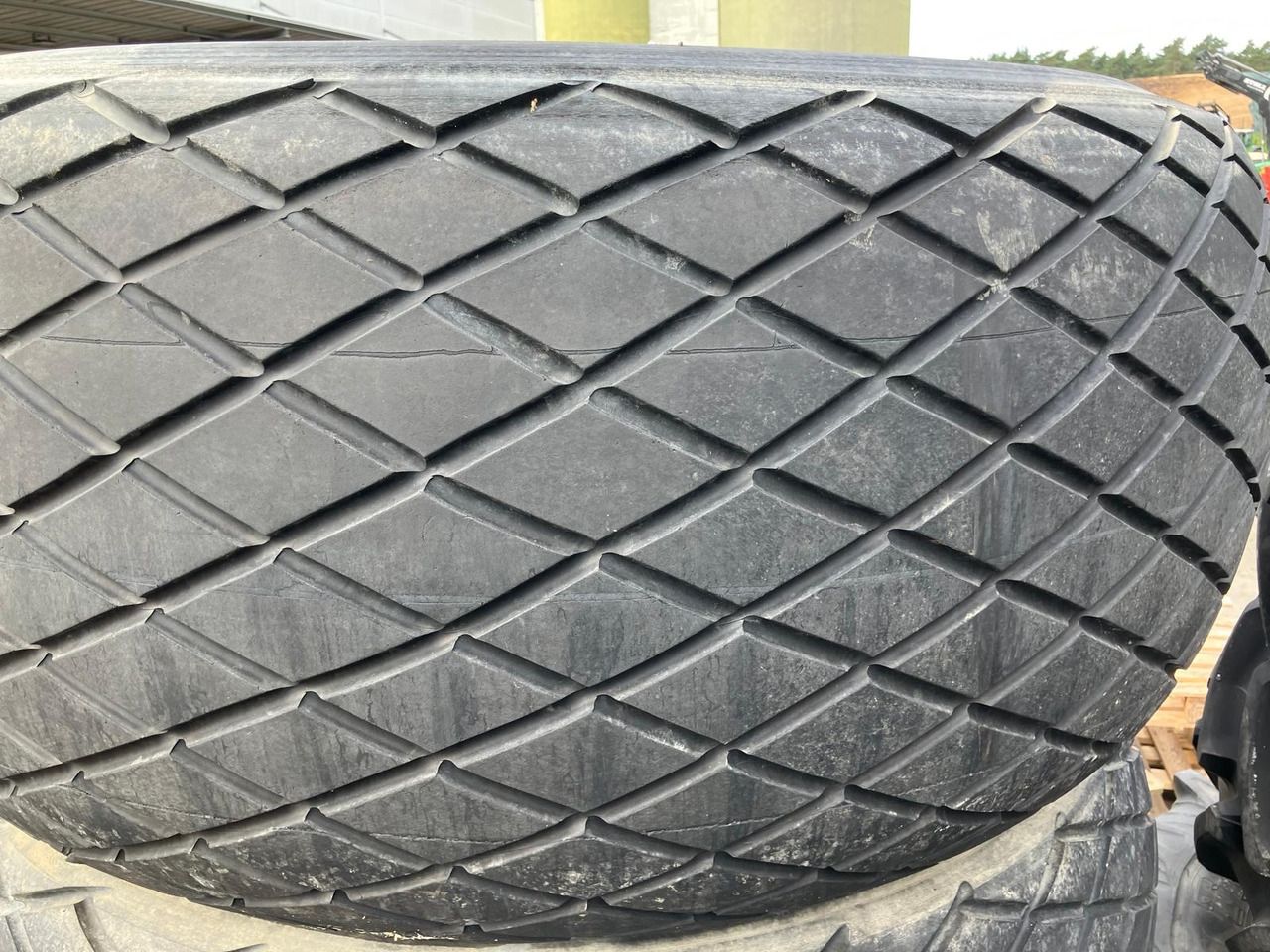 Fendt Räder Rasenbereifung - Padangos ir ratlankiai: foto 1 Fendt Räder Rasenbereifung - Padangos ir ratlankiai: foto 1