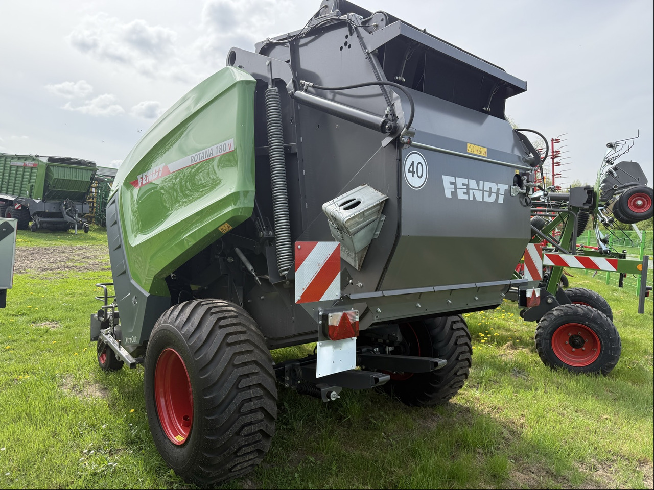 Fendt Rotana 180 V Xtra 25-Messer - Pašarų tvarkymo technika: foto 3 Fendt Rotana 180 V Xtra 25-Messer - Pašarų tvarkymo technika: foto 3
