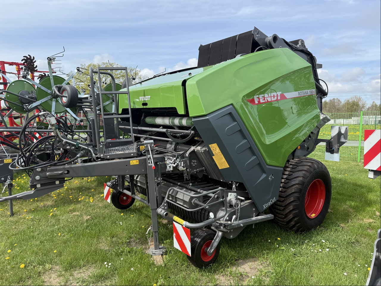 Fendt Rotana 180 V Xtra 25-Messer - Pašarų tvarkymo technika: foto 1 Fendt Rotana 180 V Xtra 25-Messer - Pašarų tvarkymo technika: foto 1