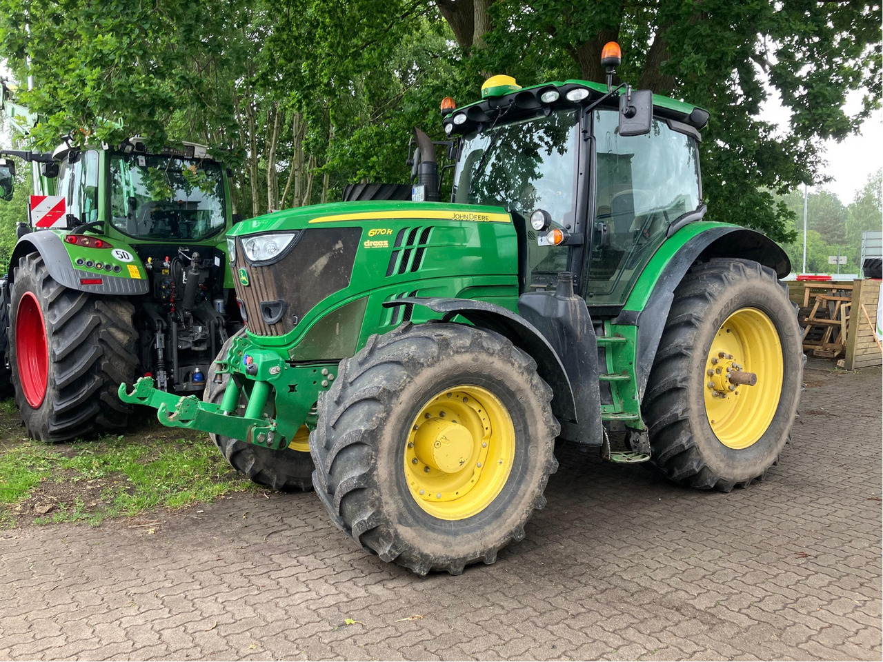 John Deere 6170 R AutoPower - Traktorius: foto 1 John Deere 6170 R AutoPower - Traktorius: foto 1