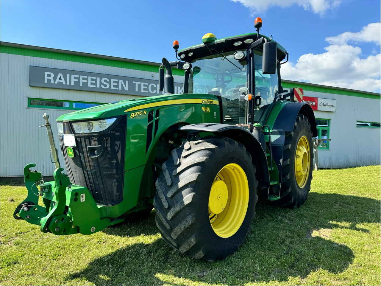 John Deere 8370 R - Traktorius: foto 1 John Deere 8370 R - Traktorius: foto 1