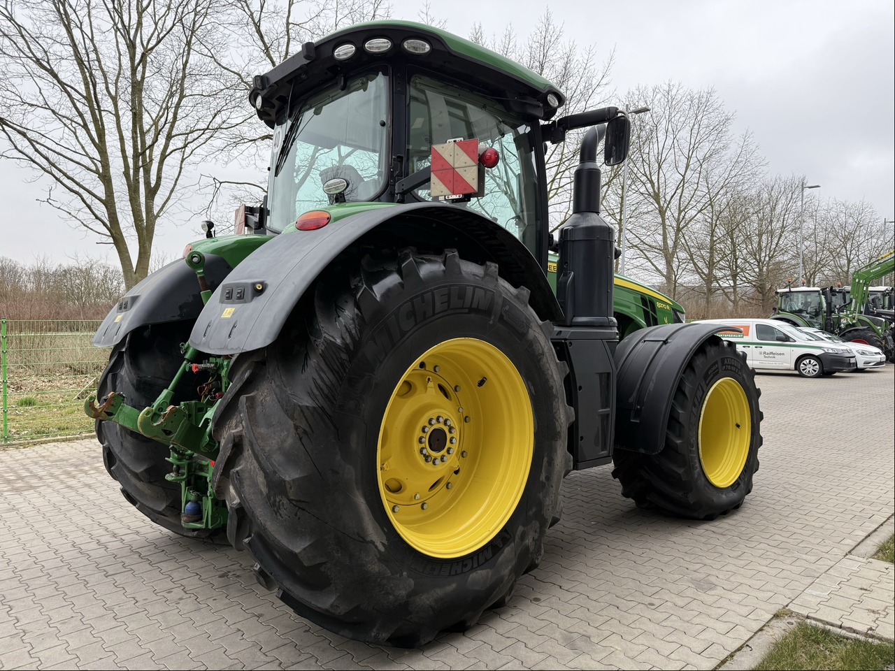 John Deere 8370 R - Traktorius: foto 4 John Deere 8370 R - Traktorius: foto 4