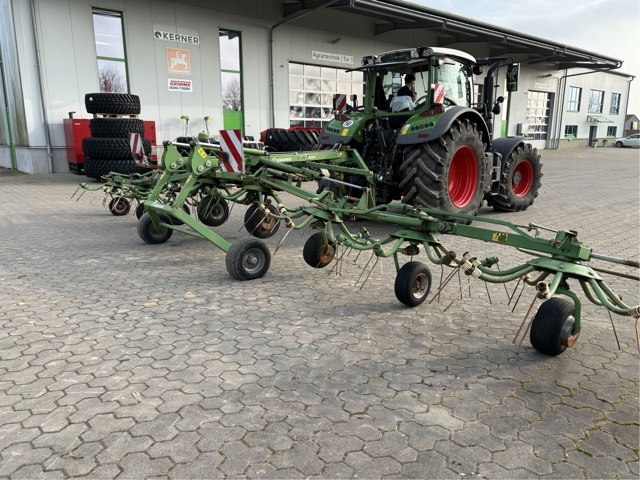 Krone KWT 10.50 / 8 x 7 Heuwender - Šieno grėblys/ Vartytuvas: foto 3 Krone KWT 10.50 / 8 x 7 Heuwender - Šieno grėblys/ Vartytuvas: foto 3