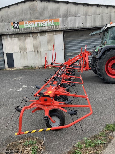 Kuhn Heuwender GF 10803 - Šieno grėblys/ Vartytuvas: foto 3 Kuhn Heuwender GF 10803 - Šieno grėblys/ Vartytuvas: foto 3