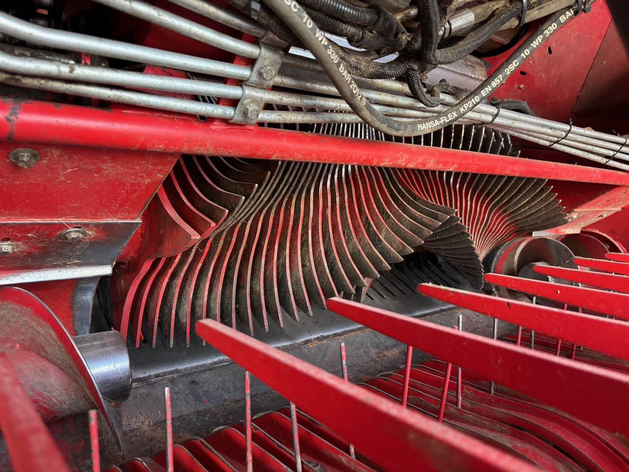 Lely RP 545 Press Wickelkombination - Pašarų tvarkymo technika: foto 4 Lely RP 545 Press Wickelkombination - Pašarų tvarkymo technika: foto 4