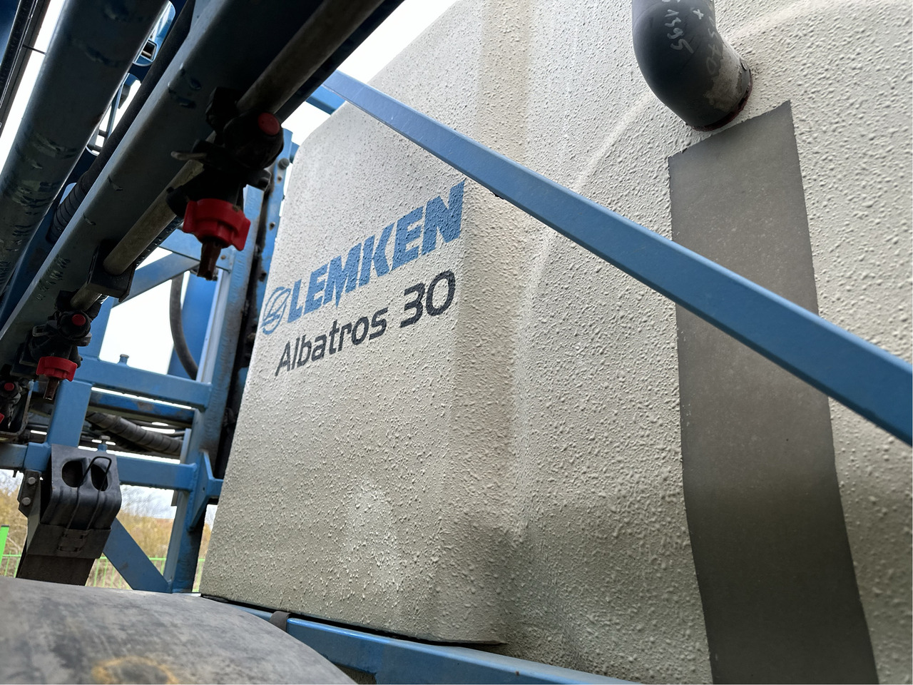 Lemken Anhängespritze 30/27 - Pakabinamas purkštuvas: foto 2 Lemken Anhängespritze 30/27 - Pakabinamas purkštuvas: foto 2
