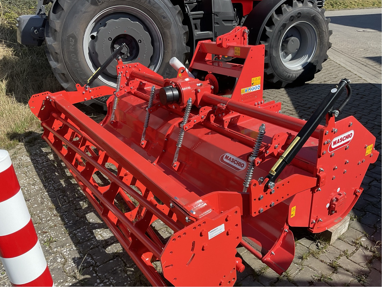 Maschio C180 mit Gleitkufen - Žemės dirbimo technika: foto 2 Maschio C180 mit Gleitkufen - Žemės dirbimo technika: foto 2