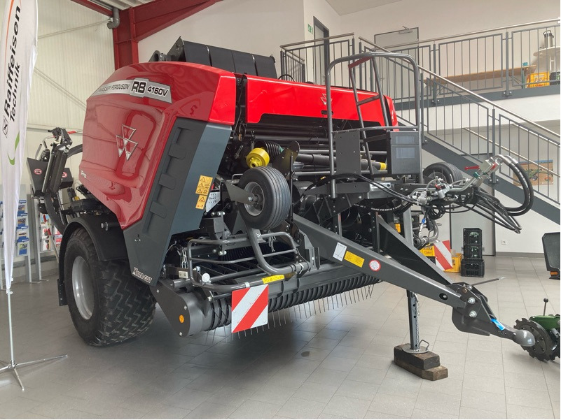 Massey Ferguson 4160 V Protec 25 Messer - Pašarų tvarkymo technika: foto 1 Massey Ferguson 4160 V Protec 25 Messer - Pašarų tvarkymo technika: foto 1