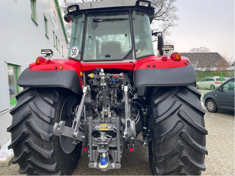 Massey Ferguson 6S.135 Dyna-VT EFFICIENT - Traktorius: foto 5 Massey Ferguson 6S.135 Dyna-VT EFFICIENT - Traktorius: foto 5