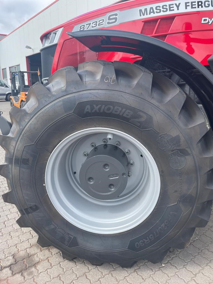 Massey Ferguson 8732 Dyna-VT EXCLUSIVE - Traktorius: foto 5 Massey Ferguson 8732 Dyna-VT EXCLUSIVE - Traktorius: foto 5