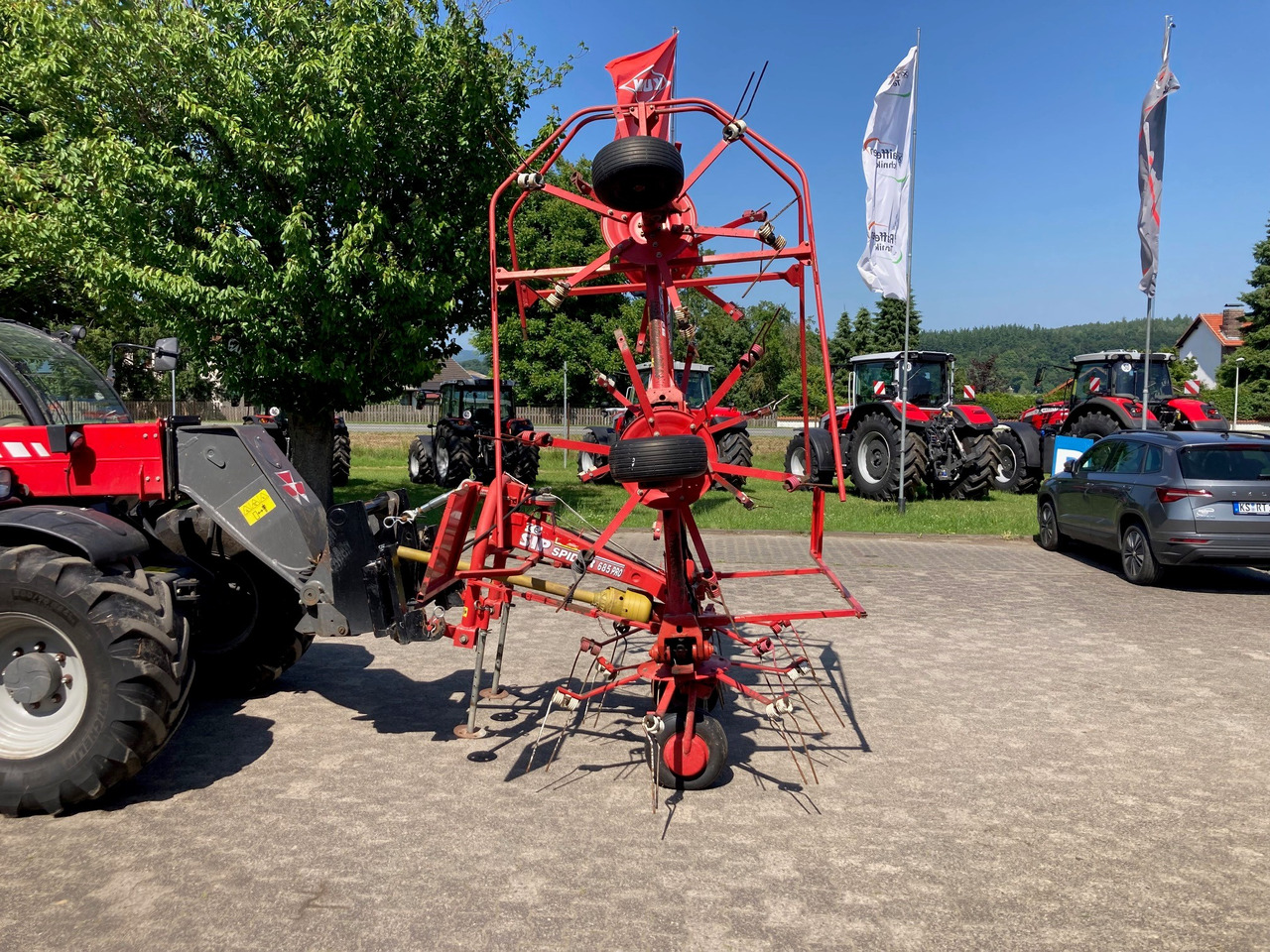 SIP Spider 685 Pro - Šienapjovė: foto 1 SIP Spider 685 Pro - Šienapjovė: foto 1