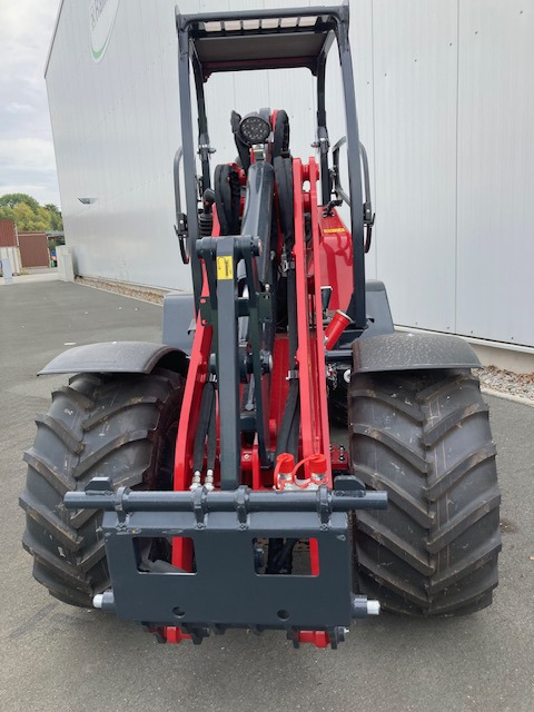Schäffer Hoflader Typ 3630 - Ratinis krautuvas: foto 3 Schäffer Hoflader Typ 3630 - Ratinis krautuvas: foto 3