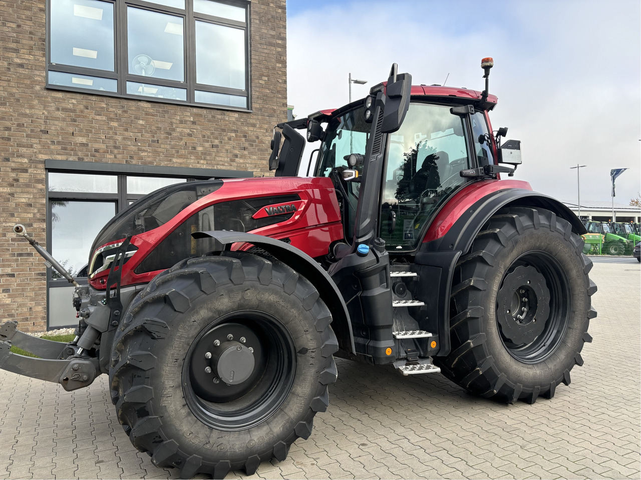 Valtra Q265 - Traktorius: foto 1 Valtra Q265 - Traktorius: foto 1