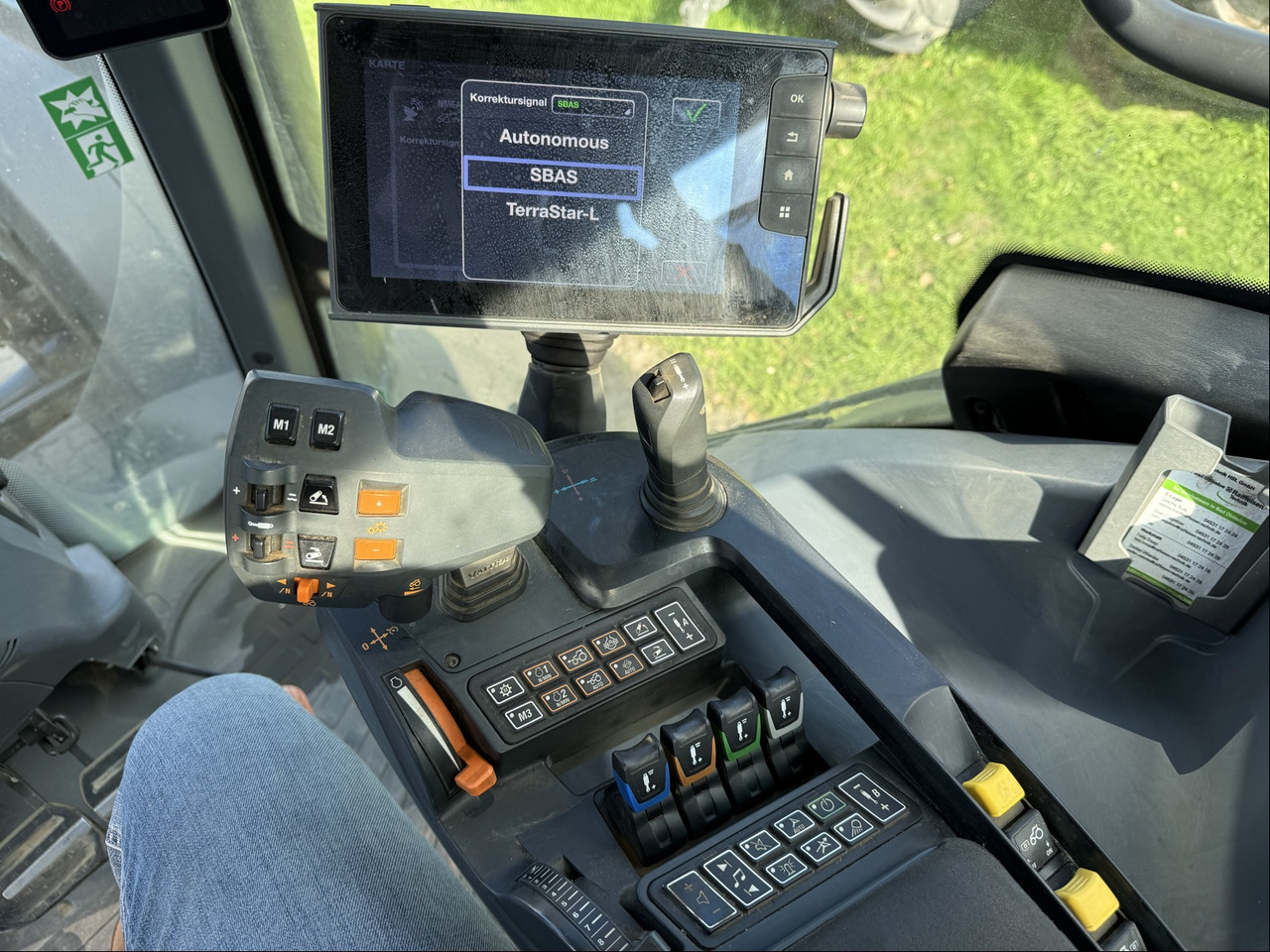 Valtra T 235 Direct - Traktorius: foto 3 Valtra T 235 Direct - Traktorius: foto 3