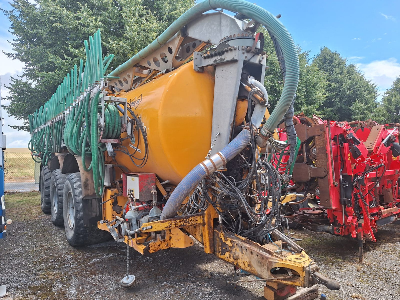 Veenhuis SP25000 - Tręšimo technika: foto 1 Veenhuis SP25000 - Tręšimo technika: foto 1