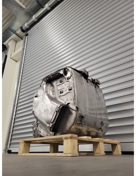 DAF XF106 CF86 E6 NEW PARTS INSIDE! WARRANTY - Katalizatorius - Sunkvežimis: foto 3 DAF XF106 CF86 E6 NEW PARTS INSIDE! WARRANTY - Katalizatorius - Sunkvežimis: foto 3